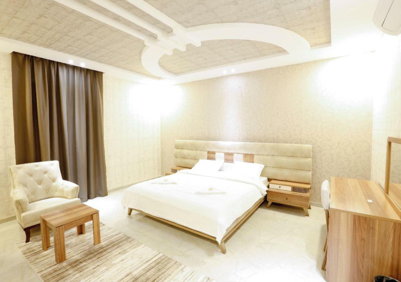 Four Seasons Suites Ta'if Exteriör bild